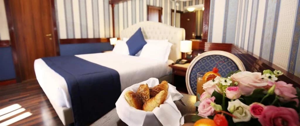 Hotel Regent - photo 36
