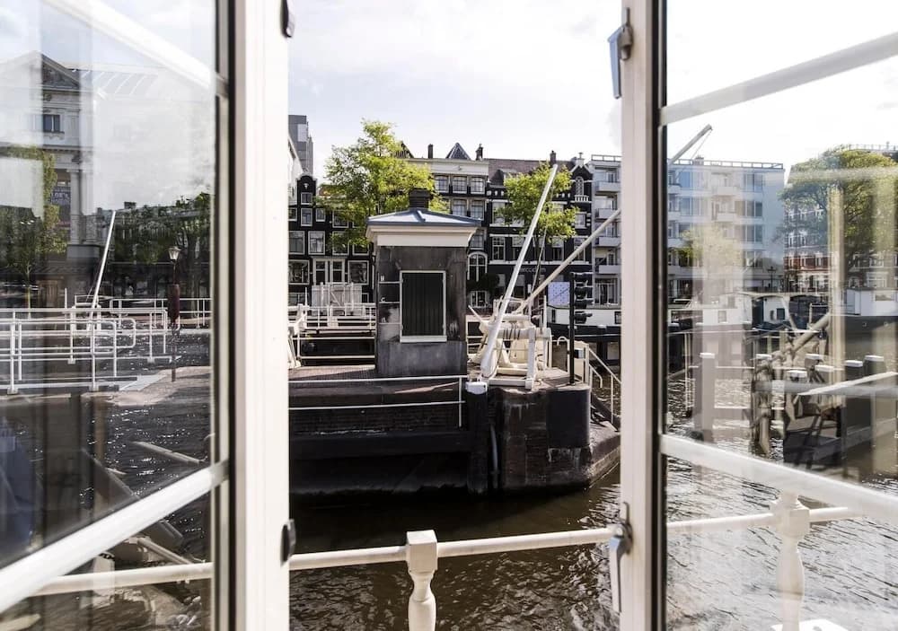 SWEETS - Amstelschutsluis - photo 9