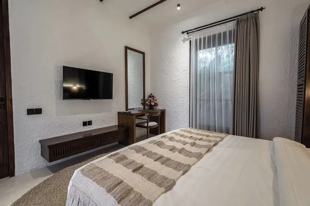 Moonlight EVDEkimi - Stylish 2BR escape with Tropical garden and Pool - photo 3