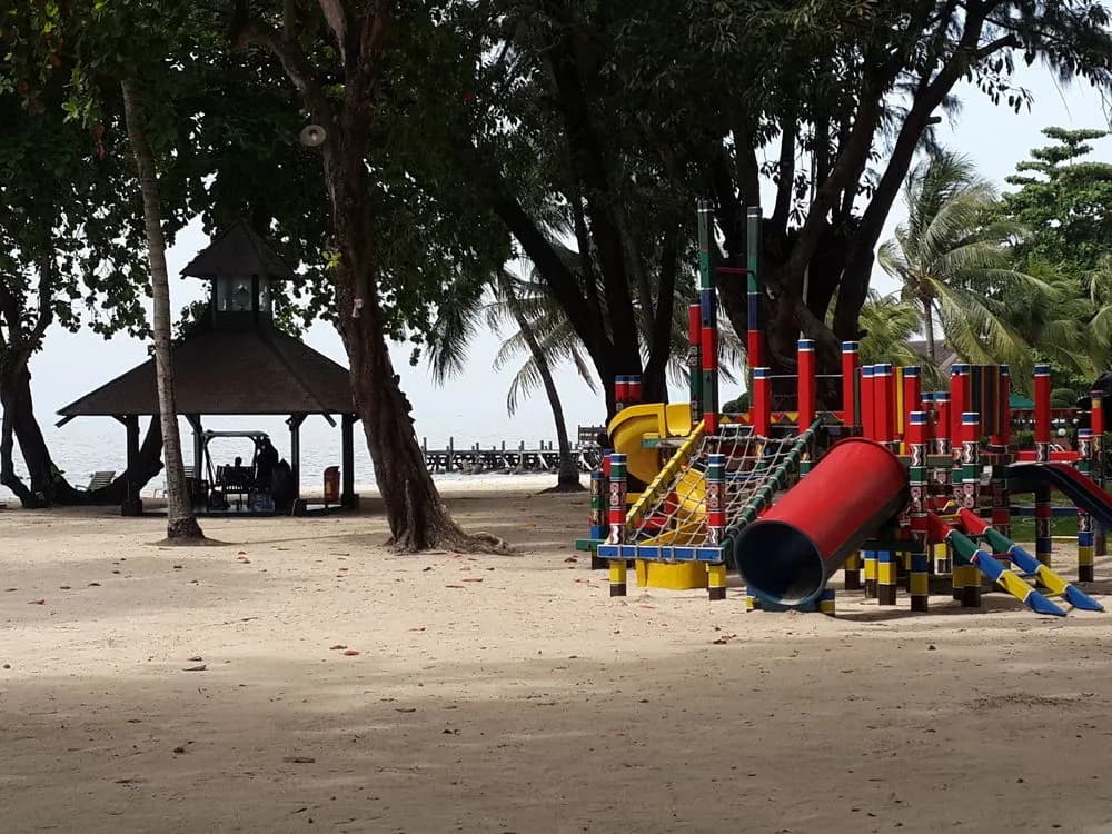 Pulau Ayer Resort & Cottages - photo 21