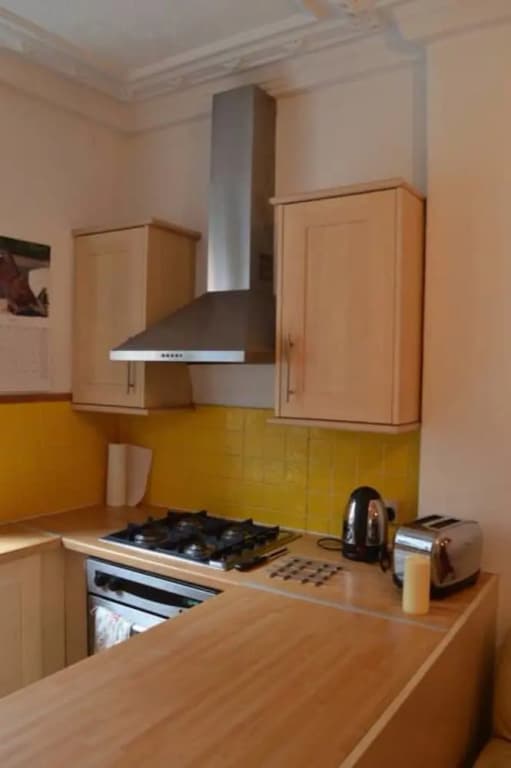 1 Bed Flat In City Centre - photo 11