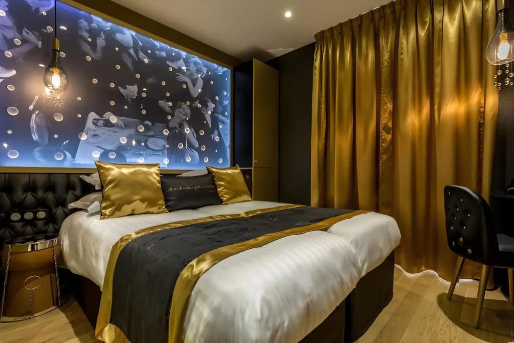 Hotel Les Bulles de Paris - photo 6