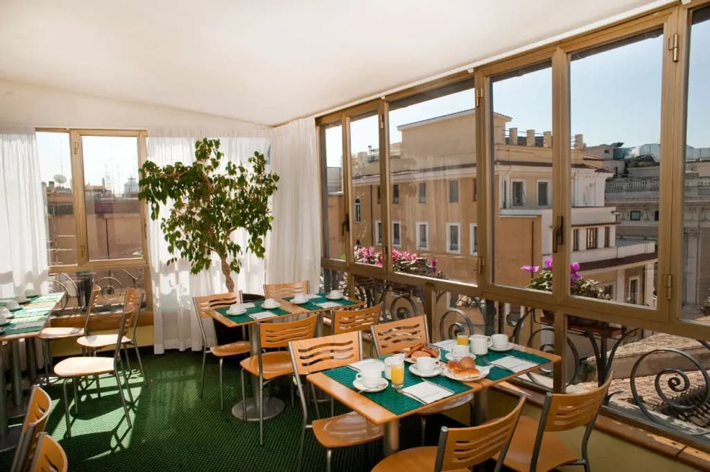 Hotel Tritone - photo 25