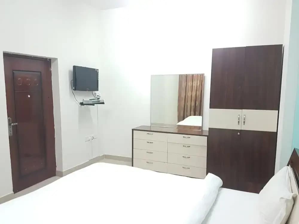Danat Mazoon Hotel Apartments - photo 2