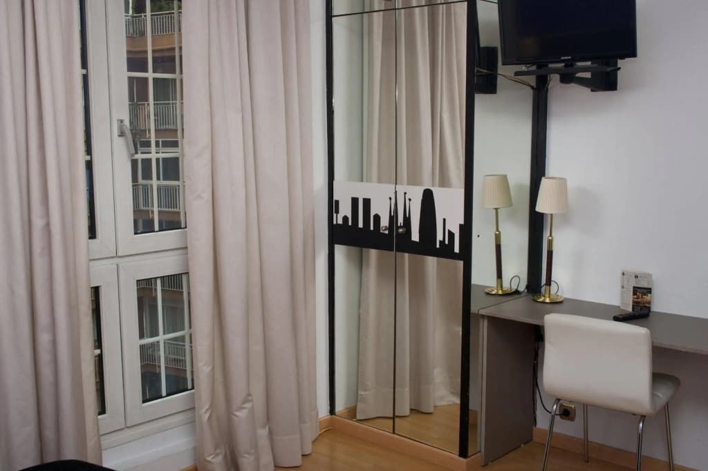 Hotel Abbot - photo 5