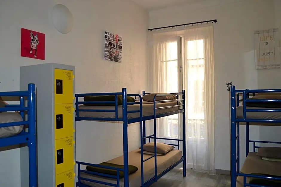 Backpackers Chez Patrick - photo 3