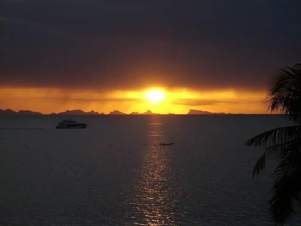 Baan Jai Dee Beach Front Hotel - photo 16