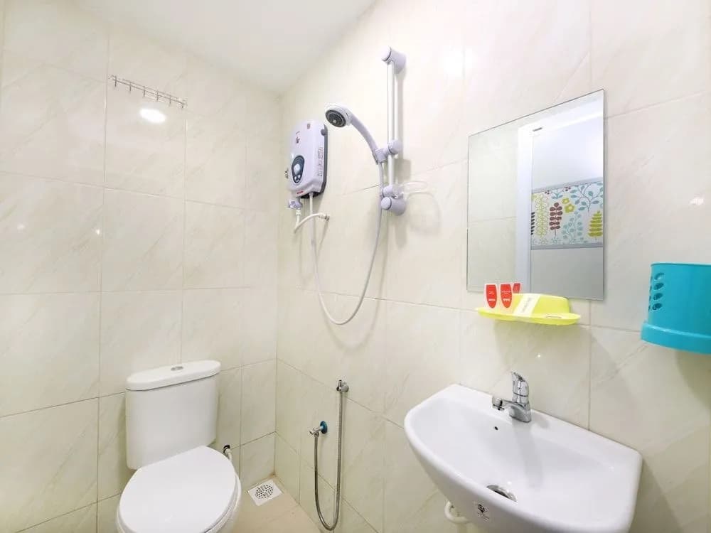 OYO 90170 Dynamic Hotel - photo 9