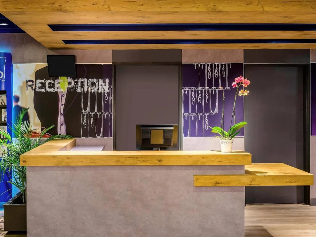 ibis budget Saint Maurice Hotel - photo 2