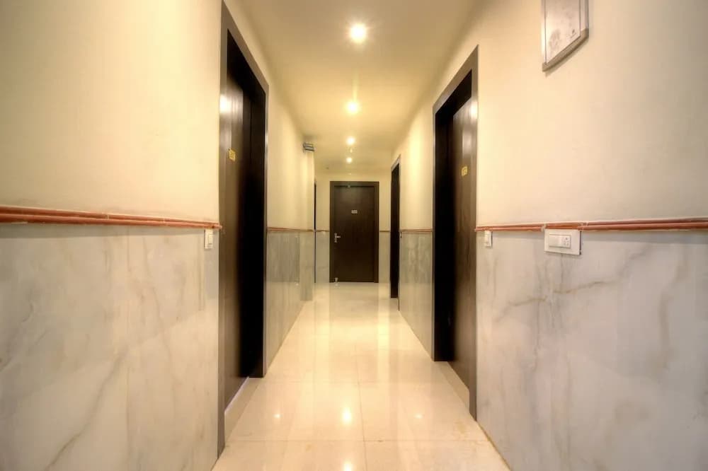 Hotel Paragon Suites - photo 11