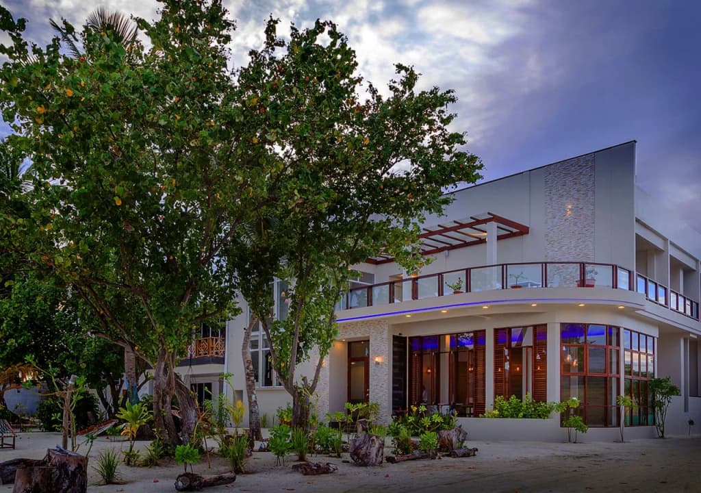Velana Beach Hotel Maldives - photo 1