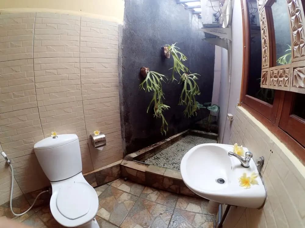 Svaha Guest House - photo 7