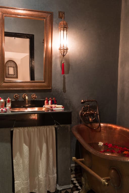 Riad Lhena - photo 10