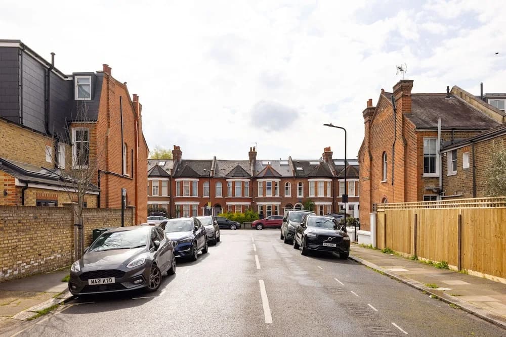 2 Bed Garden Flat in Balham - photo 1