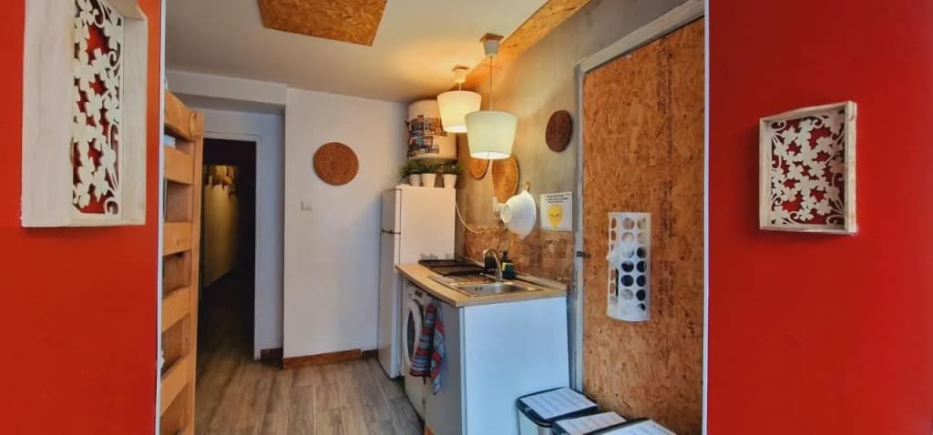 Mini Hostel In Lisbon - photo 18