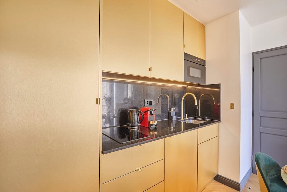 Superb AC- 2bdr Apartement Montaigne/arc de Triomphe - photo 7