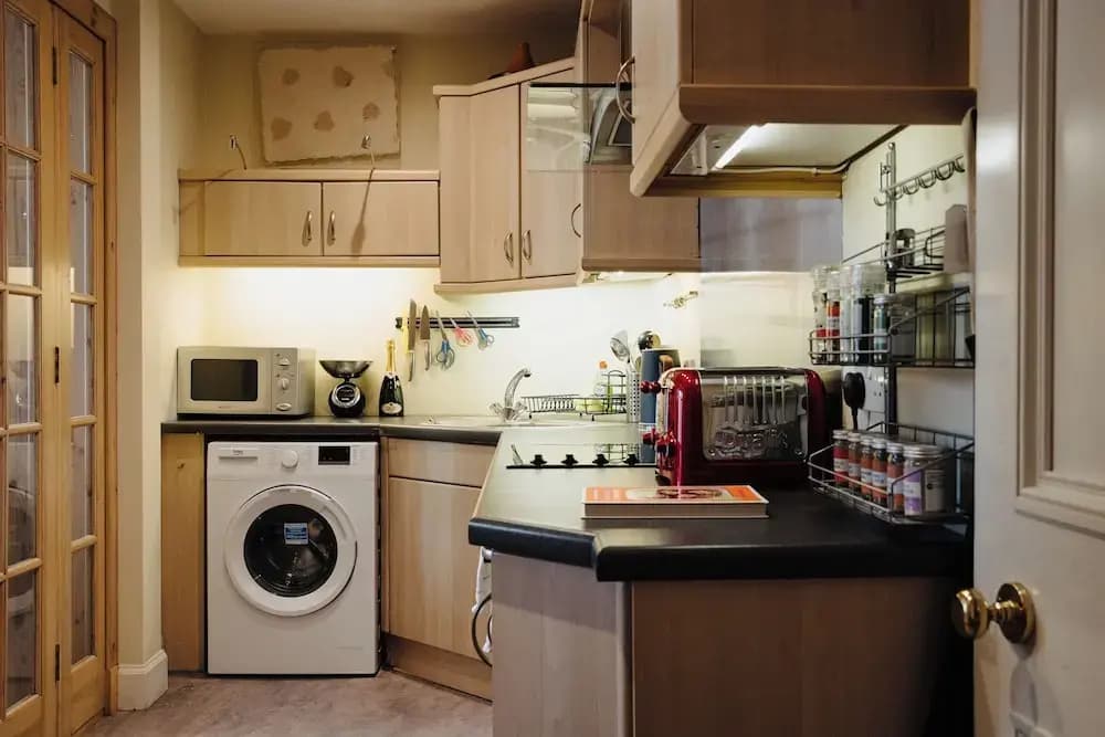 Traditional Central 2-Bed Apartment - photo 5