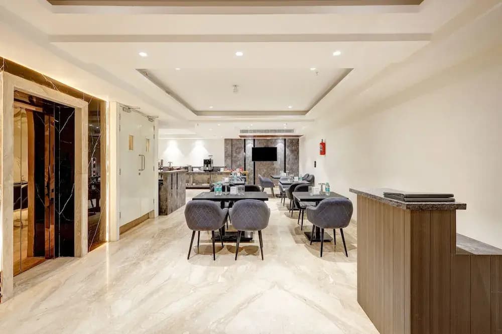Tyche Boutique & Suites - photo 4