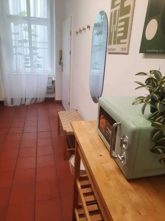 Modern 1BR With Living Room Central - photo 5