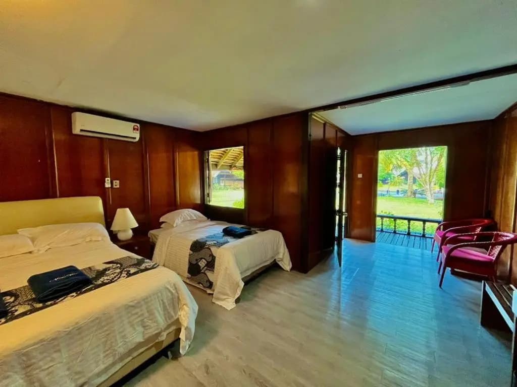 Alun Alun Island Resort - photo 3