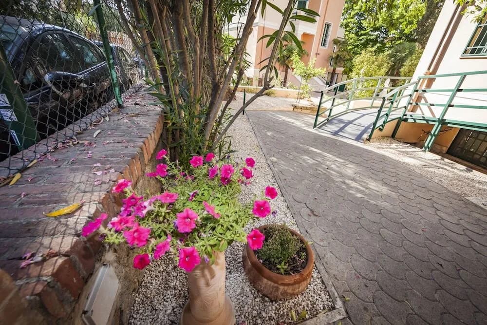 Villa Aurora Residence - Hostel - photo 18