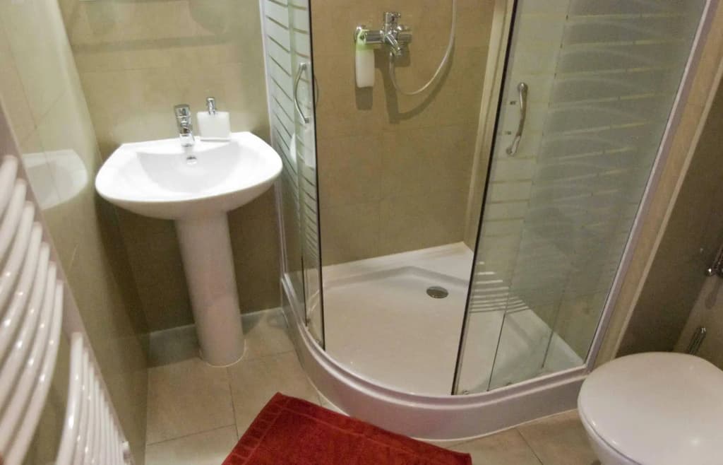 Budapest GuestRooms - photo 9