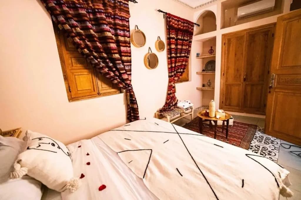 Riad Kiyanjana - photo 6