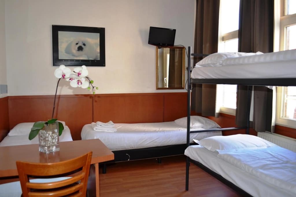 Hotel Continental Amsterdam - photo 2