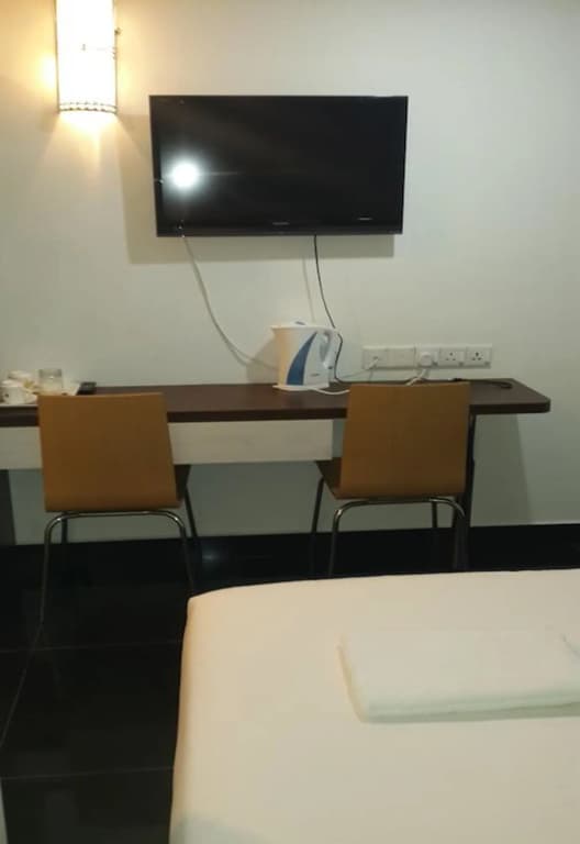 Hotel Bintang - photo 15