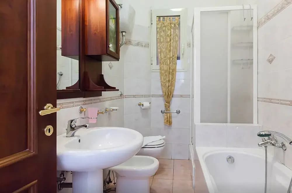 Caterina Embassy Apartment - photo 9