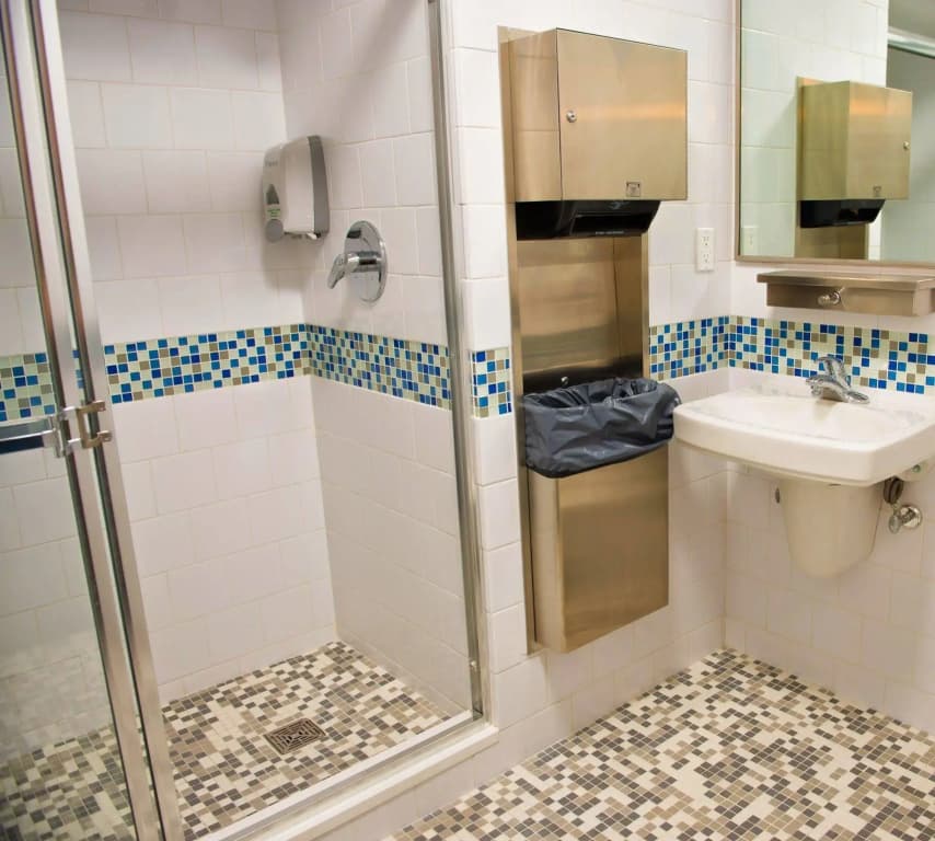 Vanderbilt YMCA Hostel - photo 8