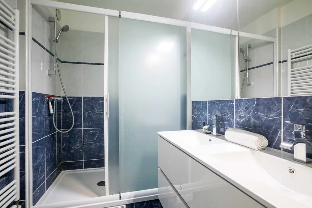 Homely Oberkampf Apartment for 4 Guests - photo 8