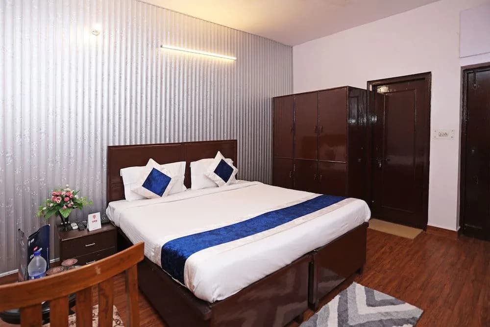 OYO 9534 Hotel Heights - photo 6