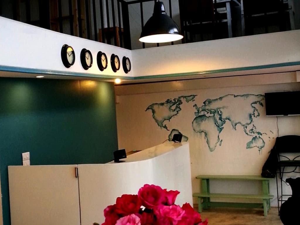 Ploy Hostel - photo 2