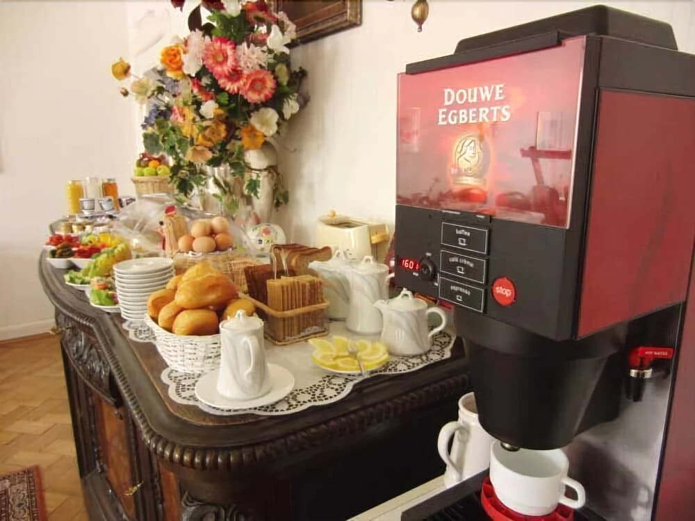 Hotel-Pension Ingeborg - photo 10