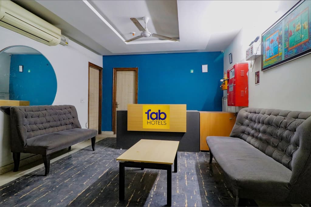 FabHotel Royal Inn - photo 16