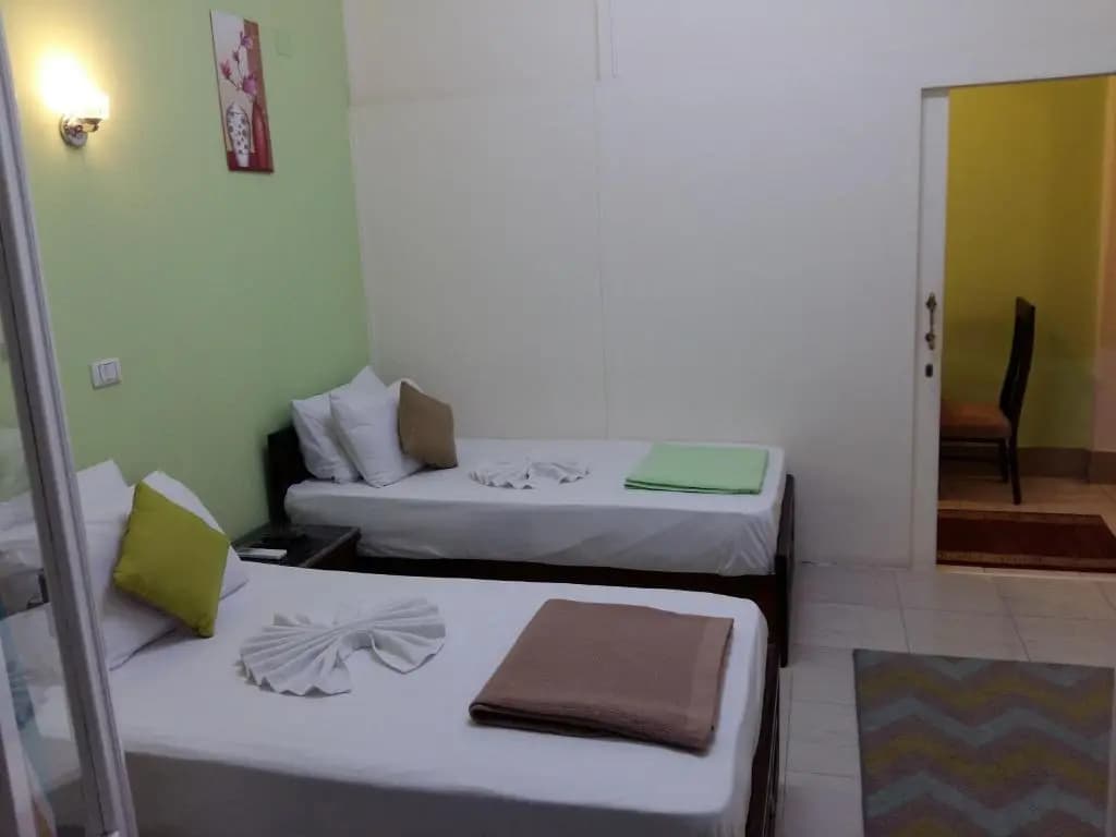 Golden Star Hotel - main photo