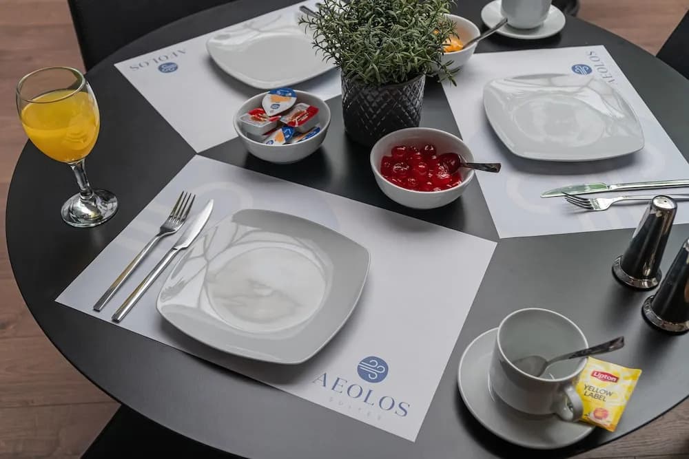 Aeolos Luxury Suites - photo 12