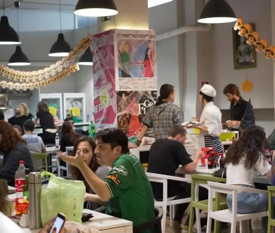 Hola Hostal Eixample - Hostel - photo 26