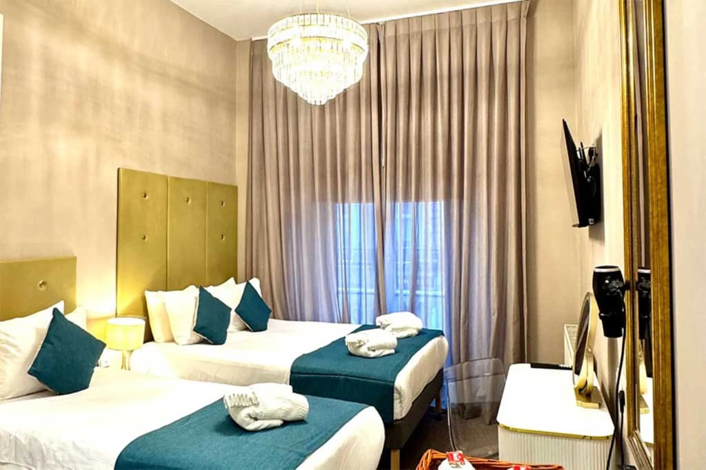 Queens Park Hotel - photo 4