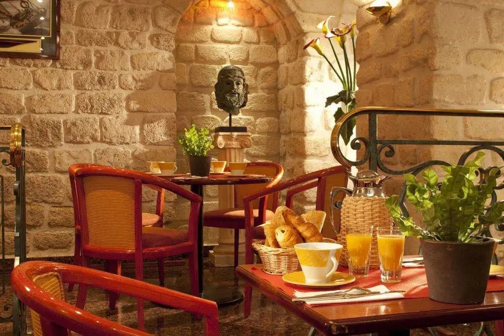Hotel Duquesne Eiffel - photo 36