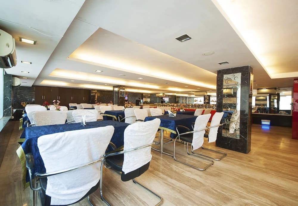 Hotel Amaltas International - photo 18