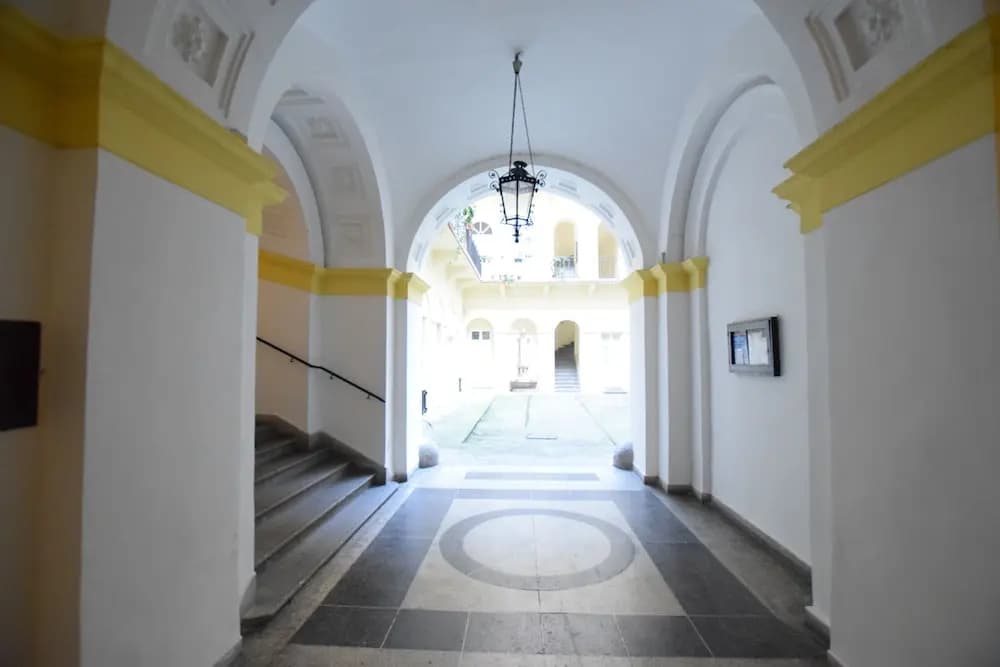 Hi5 Apartments - Chain Bridge - photo 13