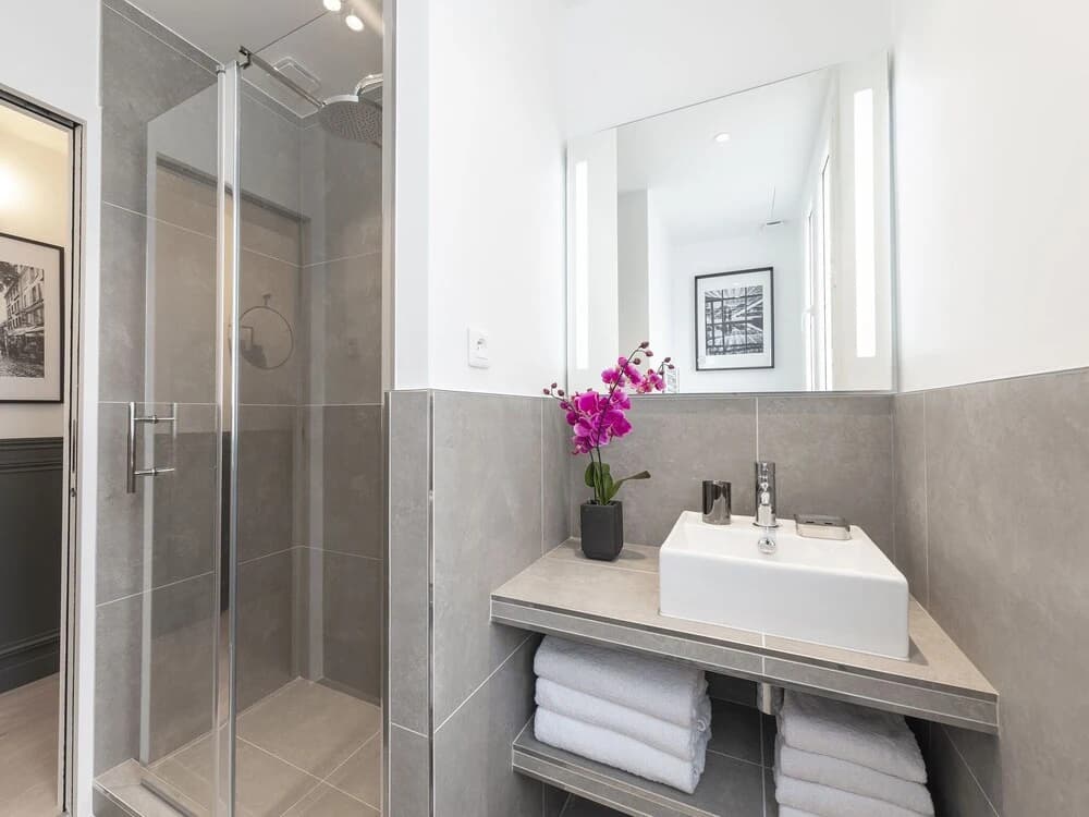 NEW! Luxury 3 Bedrooms Opera II by Livinparis - photo 6