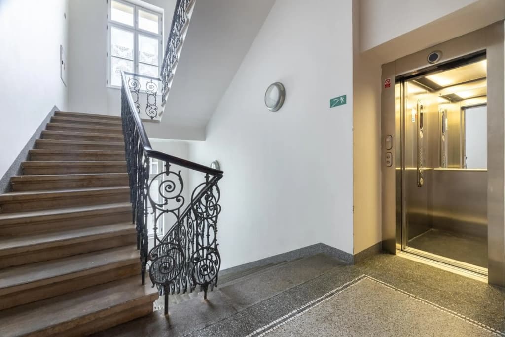 Lesser Town Apartment Melnicka by easyBNB - photo 10