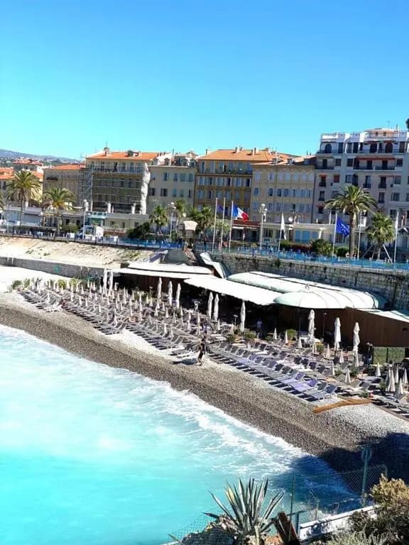 LE ROCAMARE -Superb-Atypical Sea view-A.C-WIFI - photo 16