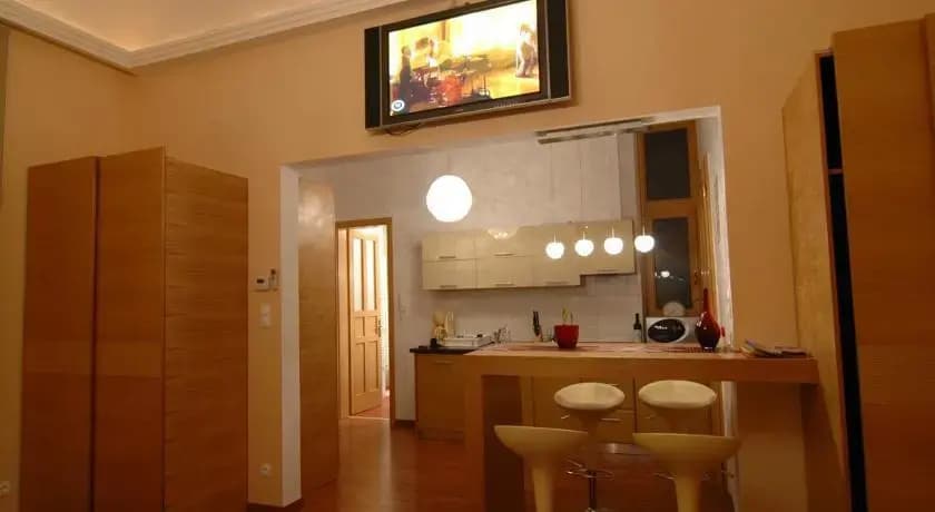 Liszt Studios Holiday Home Apartment - photo 5