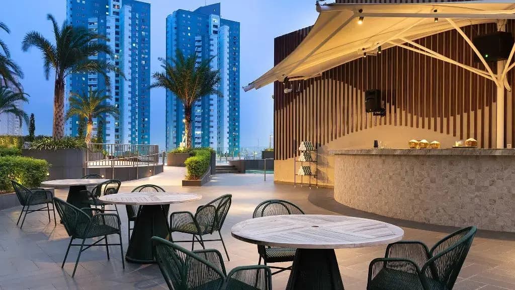 Holiday Inn & Suites Jakarta Gajah Mada by IHG - photo 24