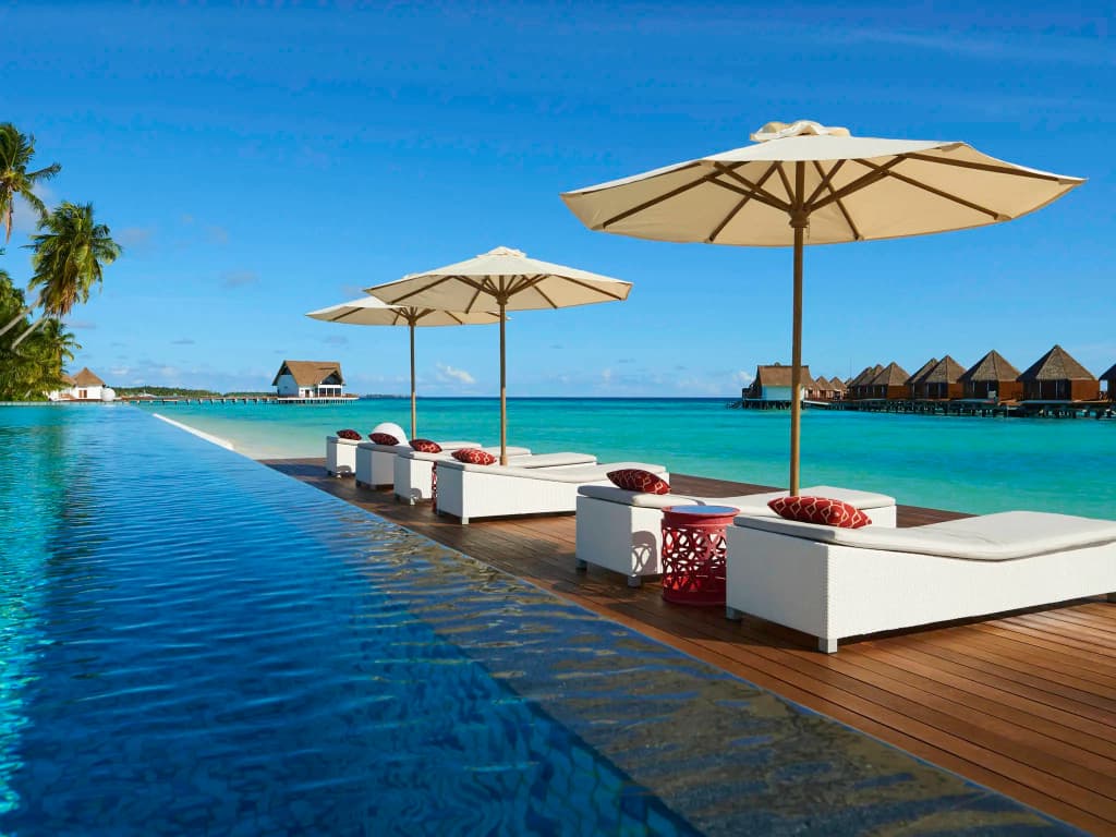 Mercure Maldives Kooddoo - photo 21