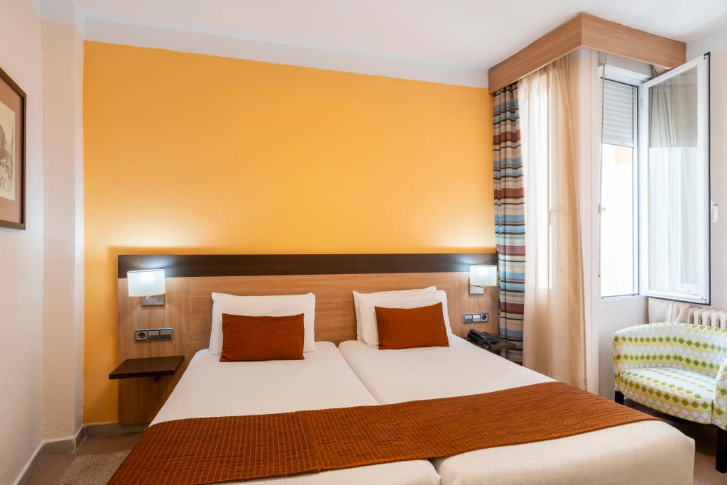 Hostal Ballesta - photo 7